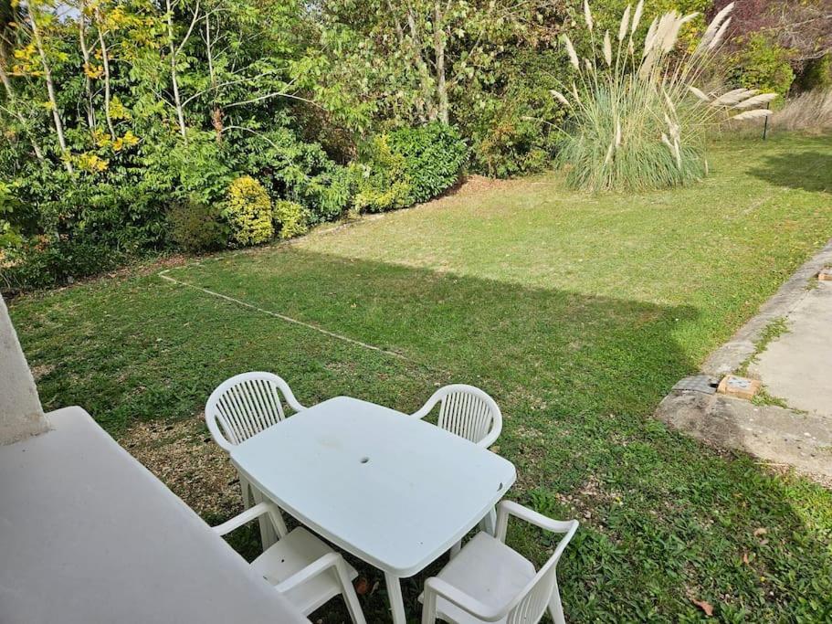 Maison Retour Vers Le Futur - 2 Chambres / Jardin Marmagne (Cher) Exterior foto